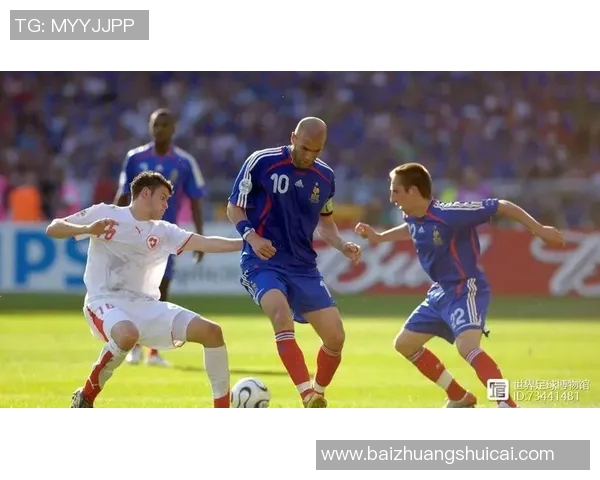 利雅得与波利斯的较量谁能在足球场上笑到最后