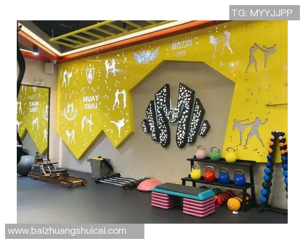 在健身房附近的商店和网上平台寻找哑铃的最佳途径与建议